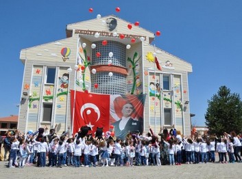 Kütahya-Merkez-HEDİYE GÜRAL ANAOKULU fotoğrafı