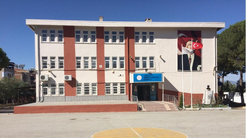 Manisa-Salihli-İbrahim Akkayan İlkokulu fotoğrafı