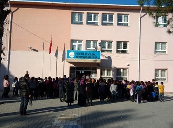 Manisa-Saruhanlı-Yedi Eylül Ortaokulu fotoğrafı