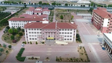 Konya-Karatay-Kılıçarslan Borsa İstanbul Mesleki ve Teknik Anadolu Lisesi fotoğrafı