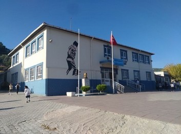 İzmir-Urla-Uzunkuyu Ortaokulu fotoğrafı
