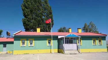 Erzurum-Yakutiye-Çiftlik Şehit Bülent Karataş İlkokulu fotoğrafı
