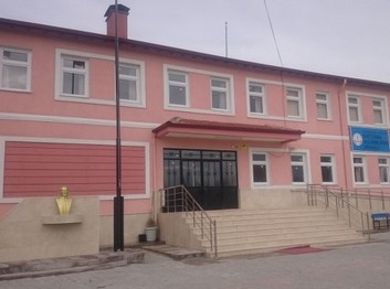 Afyonkarahisar-İscehisar-Çalışlar Şehit Halil Kemal Efendi Ortaokulu fotoğrafı