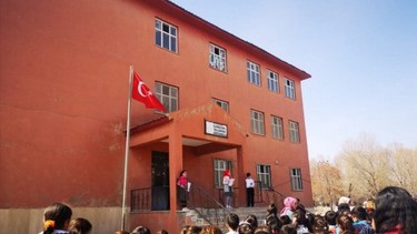 Ağrı-Doğubayazıt-Garnizon Telçeker Ortaokulu fotoğrafı