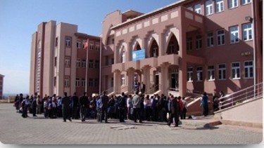 Diyarbakır-Kayapınar-Evliya Çelebi Ortaokulu fotoğrafı