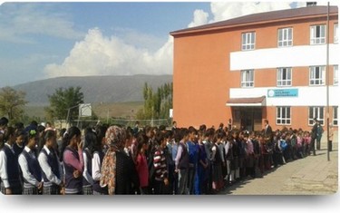 Bitlis-Güroymak-Gölbaşı Ortaokulu fotoğrafı