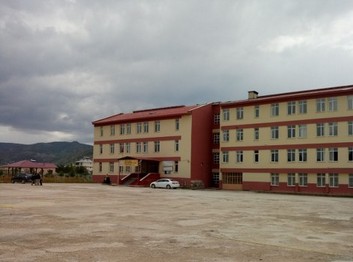 Giresun-Alucra-Halis Akmen Çok Programlı Anadolu Lisesi fotoğrafı