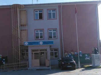 Manisa-Saruhanlı-Taşdibi Bilgin EKER İlkokulu fotoğrafı