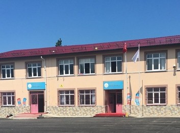 Trabzon-Akçaabat-Demirci Ortaokulu fotoğrafı