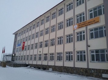 Kars-Susuz-Susuz Gülizaroğlu Abdullah Anadolu İmam Hatip Lisesi fotoğrafı