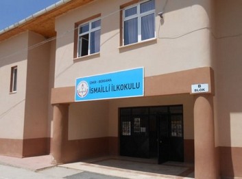 İzmir-Bergama-İsmailli İlkokulu fotoğrafı