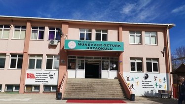 Ankara-Çankaya-Münevver Öztürk Ortaokulu fotoğrafı