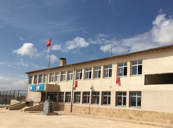 Şanlıurfa-Akçakale-Zenginova Ortaokulu fotoğrafı