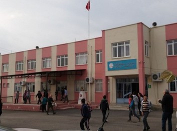 Mersin-Erdemli-Kargıpınarı Çıkacak Ortaokulu fotoğrafı