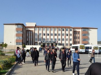 Antalya-Kepez-Hacı Ekrem-Şerife Yazaroğlu Anadolu İmam Hatip Lisesi fotoğrafı