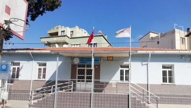 İzmir-Bayraklı-Mualla Muzaffer Yersel İlkokulu fotoğrafı