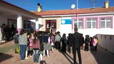 Yozgat-Sarıkaya-Kayapınar İstiklâl Ortaokulu fotoğrafı