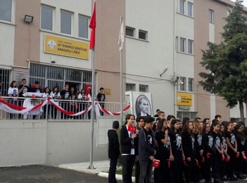 İzmir-Karşıyaka-15 Temmuz Şehitler Anadolu Lisesi fotoğrafı