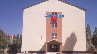 Hakkari-Yüksekova-Hamit Kesici Ortaokulu fotoğrafı