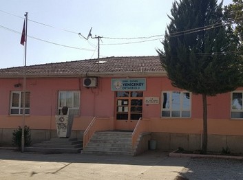 İzmir-Ödemiş-Yeniceköy Ortaokulu fotoğrafı