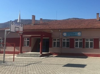 Kayseri-Yahyalı-Delialiuşağı Ortaokulu fotoğrafı