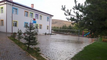 Sivas-Altınyayla-Doğupınar Osman Keskin Ortaokulu fotoğrafı