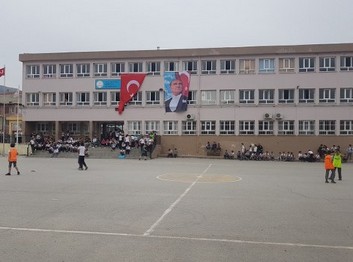 İzmir-Kemalpaşa-Armutlu Ortaokulu fotoğrafı