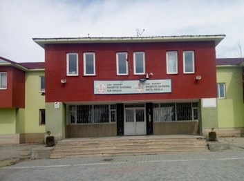 Van-Edremit-Kadriye Sağdinç Ortaokulu fotoğrafı