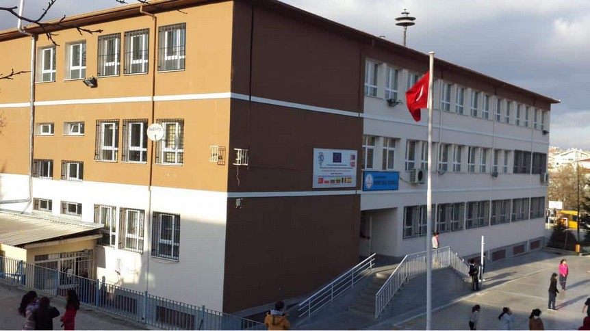 Ankara-Mamak-Mehmet Çekiç Ortaokulu fotoğrafı