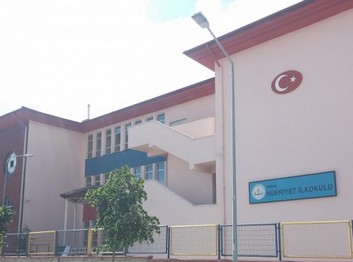 Çorum-Merkez-Hürriyet İlkokulu fotoğrafı