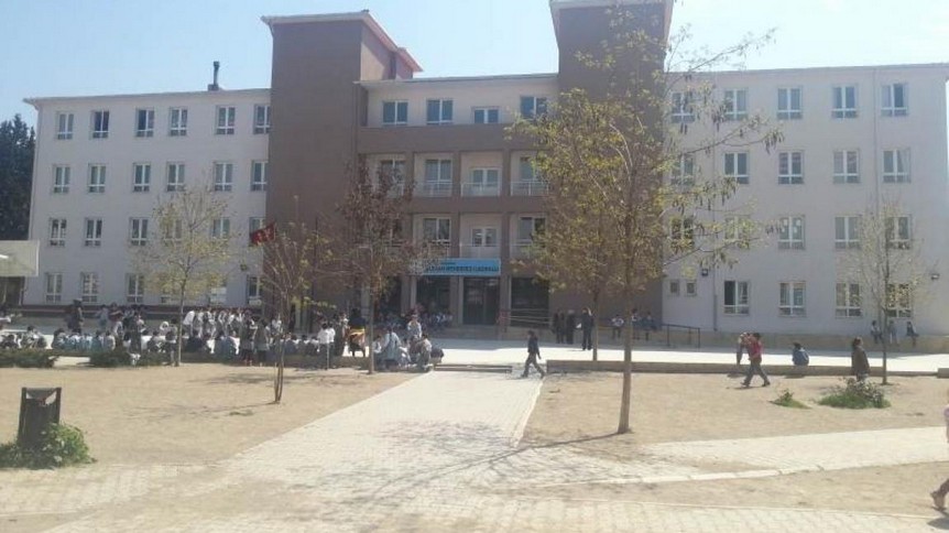 İzmir-Gaziemir-Gaziemir Adnan Menderes İlkokulu fotoğrafı