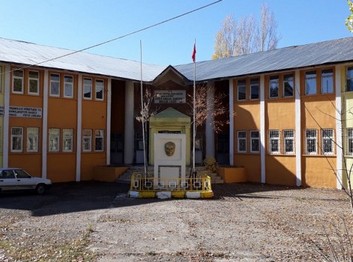 Muş-Malazgirt-Feyzi Akkaya Mesleki ve Teknik Anadolu Lisesi fotoğrafı