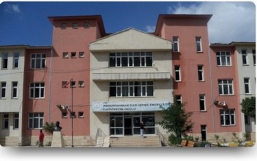 Van-Tuşba-Abdurrahman Gazi İşitme Engelliler İlkokulu fotoğrafı