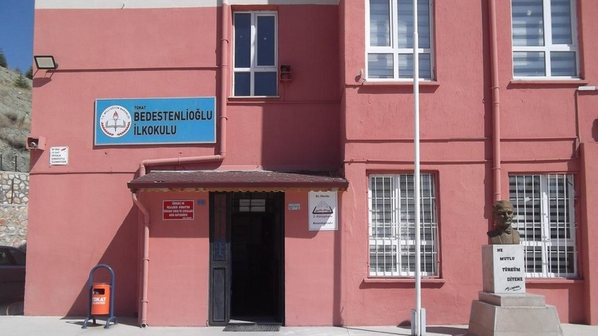 Tokat-Merkez-Bedestenlioğlu İlkokulu fotoğrafı