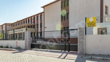 İzmir-Gaziemir-Abdülhamit Han Çok Programlı Anadolu Lisesi fotoğrafı