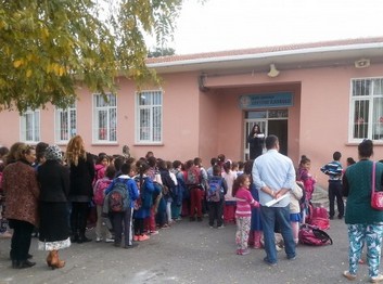 İzmir-Menemen-Atatürk İlkokulu fotoğrafı