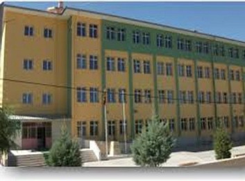 Nevşehir-Derinkuyu-Derinkuyu Şehit Selçuk Karabakla Ortaokulu fotoğrafı