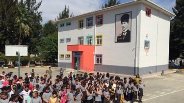 İzmir-Buca-Kıbrıs Şehidi Yüzbaşı Cengiz Topel Ortaokulu fotoğrafı
