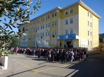 İstanbul-Sultanbeyli-Ertuğrul Gazi Ortaokulu fotoğrafı