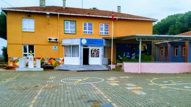 İzmir-Bergama-Ayaskent İrfan Kırdar İlkokulu fotoğrafı