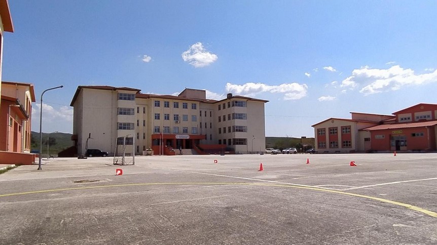 İzmir-Seferihisar-Seferihisar Borsa İstanbul Mesleki ve Teknik Anadolu Lisesi fotoğrafı
