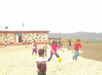 Siirt-Baykan-Gümüşkaş İlkokulu fotoğrafı