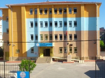 İstanbul-Çekmeköy-Hüseyin Avni Sipahi Ortaokulu fotoğrafı