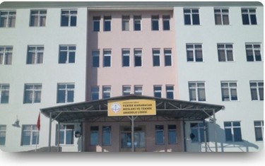 Ardahan-Göle-Göle Feride Karabacak Mesleki ve Teknik Anadolu Lisesi fotoğrafı