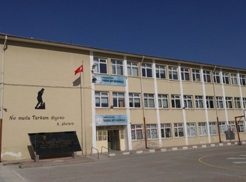 Ankara-Nallıhan-Tuğrulbey Ortaokulu fotoğrafı
