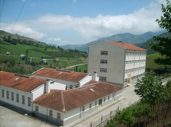 Trabzon-Akçaabat-Işıklar Çok Programlı Anadolu Lisesi fotoğrafı