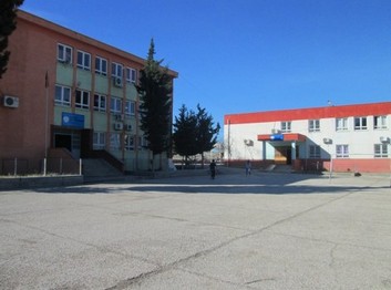 Adana-Kozan-Ahmet Cevdet Çamurdan Ortaokulu fotoğrafı