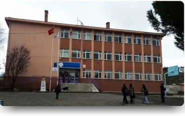 Manisa-Demirci-Fatih Ortaokulu fotoğrafı