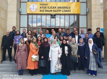 Yozgat-Merkez-Ayşe Ilıcak Kız Anadolu İmam Hatip Lisesi fotoğrafı