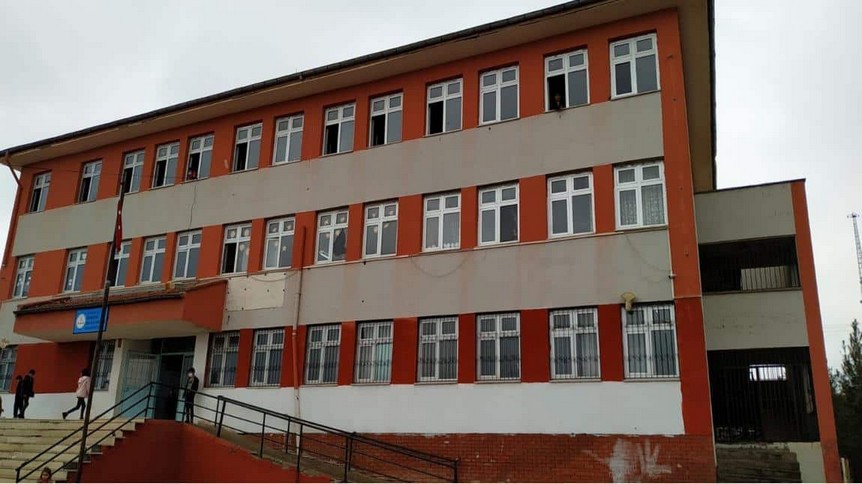 Diyarbakır-Sur-Küçükakören Şehit Pilot Cengiz Oruç İmam Hatip Ortaokulu fotoğrafı